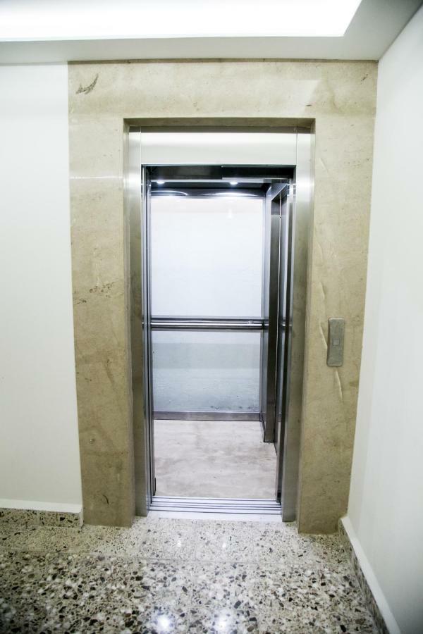 Booking 500 Monterrey Exterior foto