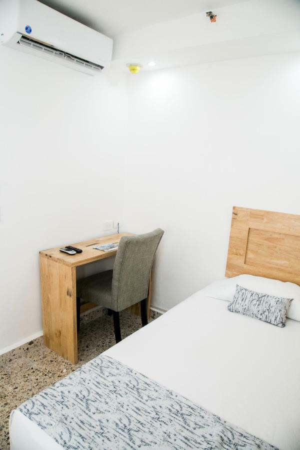 Booking 500 Monterrey Exterior foto