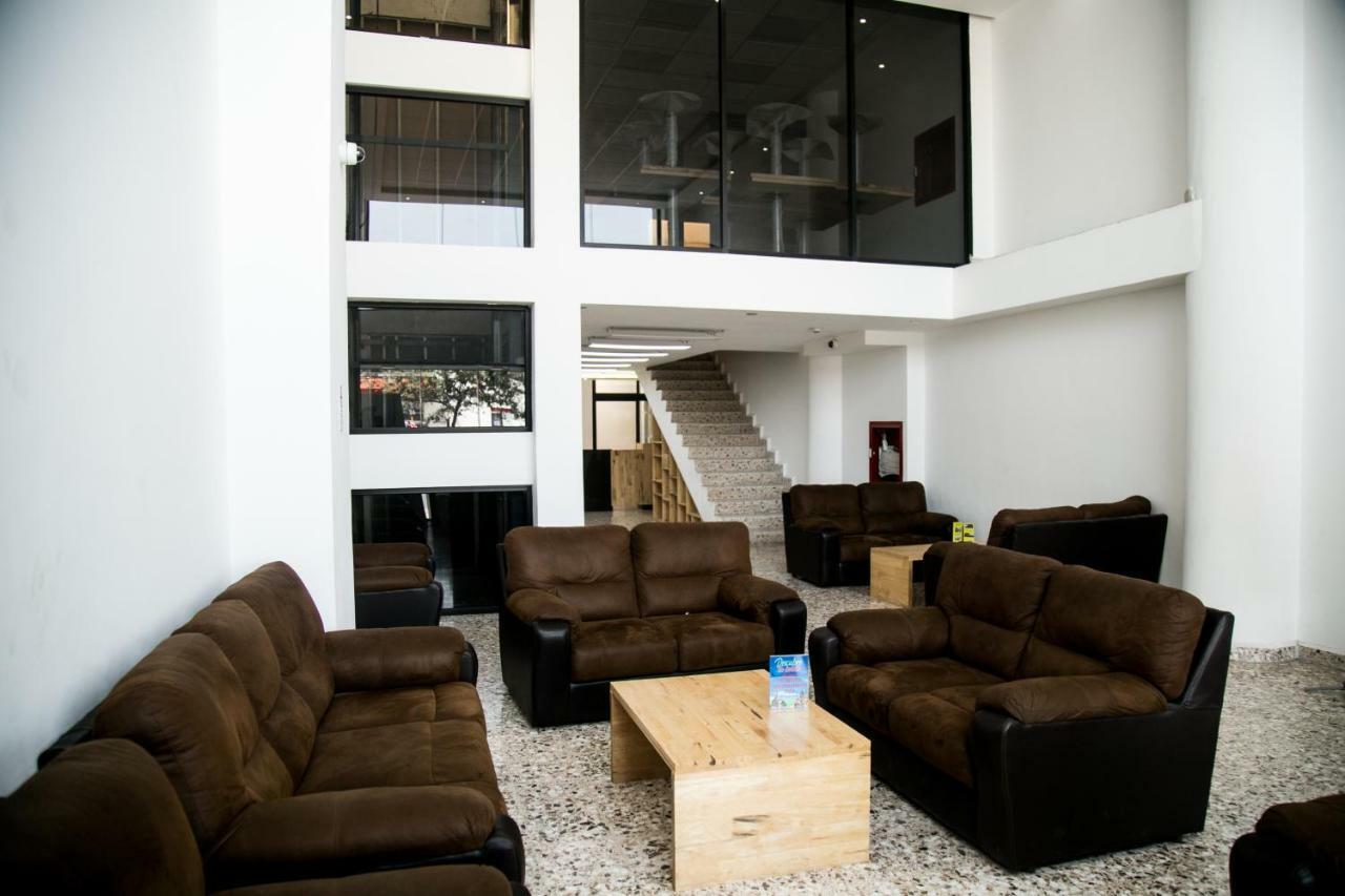 Booking 500 Monterrey Exterior foto
