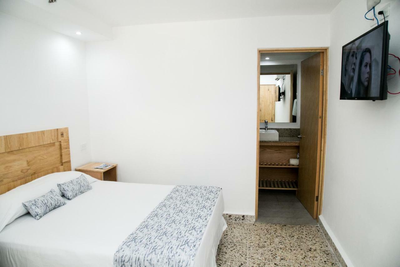 Booking 500 Monterrey Exterior foto