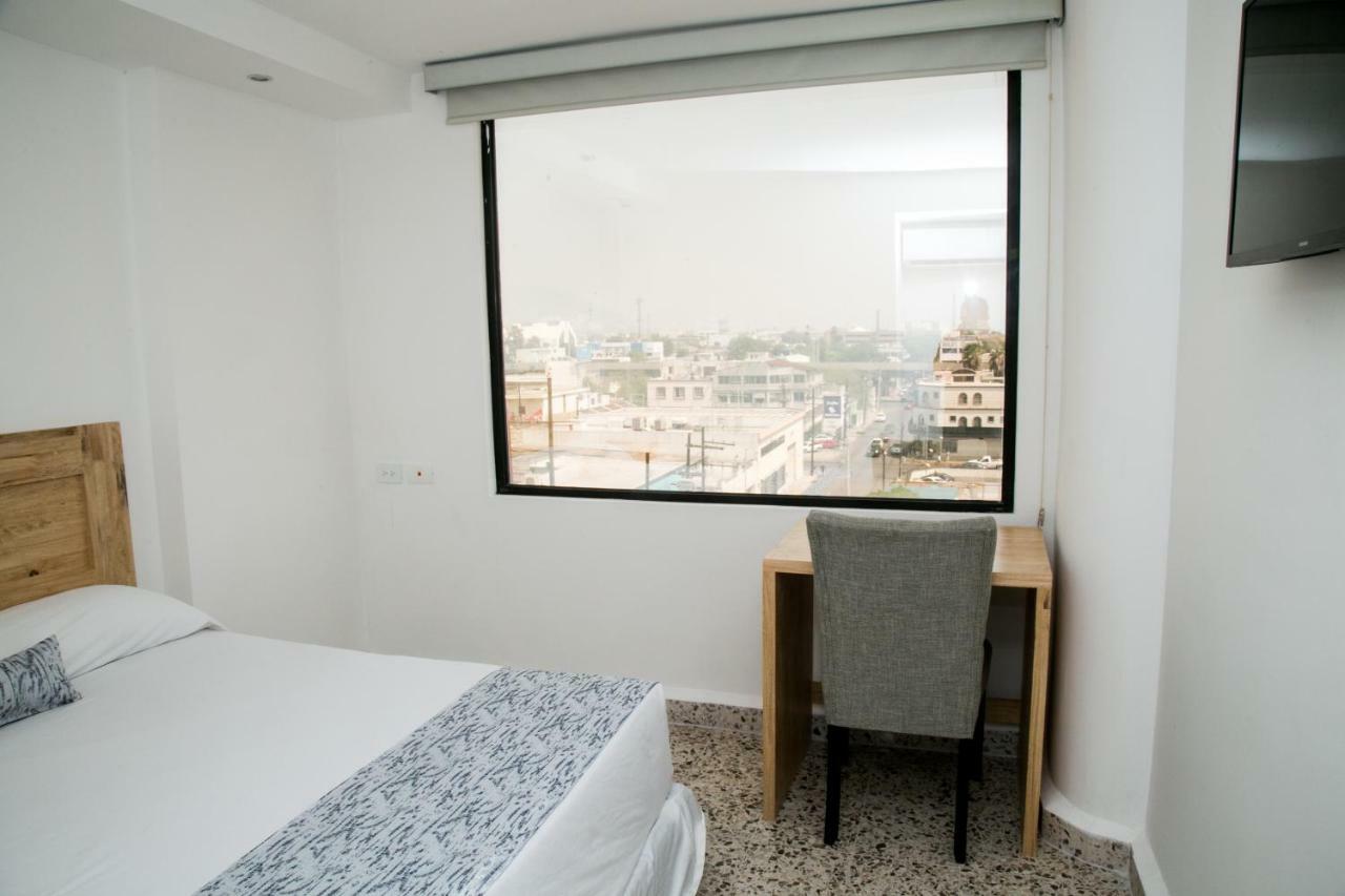 Booking 500 Monterrey Exterior foto