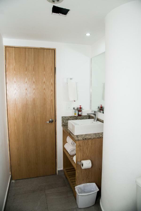 Booking 500 Monterrey Exterior foto